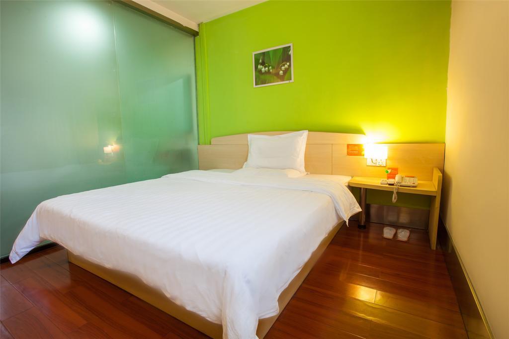 7Days Inn Guilin Railway Station Quarto foto